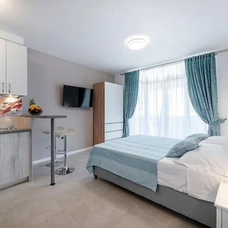 Oyo Deluxe Apartments Dubrovnik Buitenkant foto