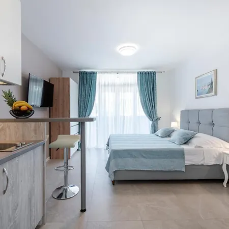Oyo Deluxe Apartments Dubrovnik Buitenkant foto