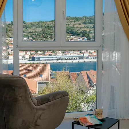 Oyo Deluxe Apartments Dubrovnik Buitenkant foto
